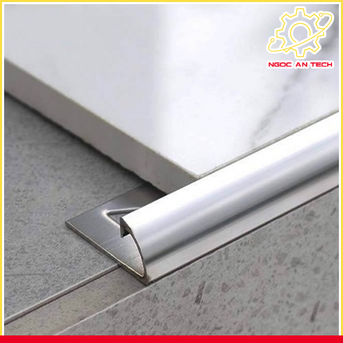 Nẹp inox bo góc tròn ốp lát màu trắng xước